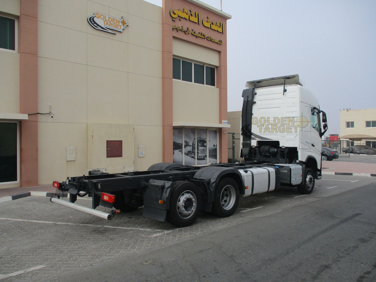 Volvo FH460 6×2 Chassis - Φορτηγό σασί: φωτογραφία 3 Volvo FH460 6×2 Chassis - Φορτηγό σασί: φωτογραφία 3