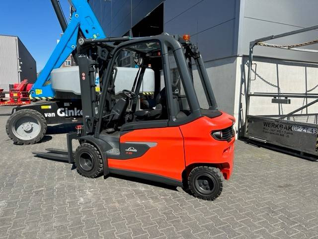 Linde E35L - Ηλεκτροκίνητο περονοφόρο: φωτογραφία 5 Linde E35L - Ηλεκτροκίνητο περονοφόρο: φωτογραφία 5