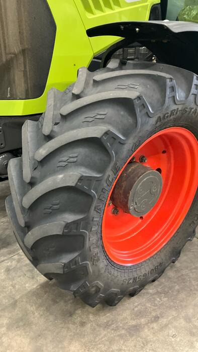 Claas Arion 540 - Τρακτέρ: φωτογραφία 2 Claas Arion 540 - Τρακτέρ: φωτογραφία 2