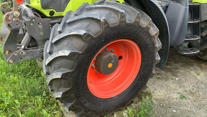 Claas Axion 840 - Τρακτέρ: φωτογραφία 2 Claas Axion 840 - Τρακτέρ: φωτογραφία 2