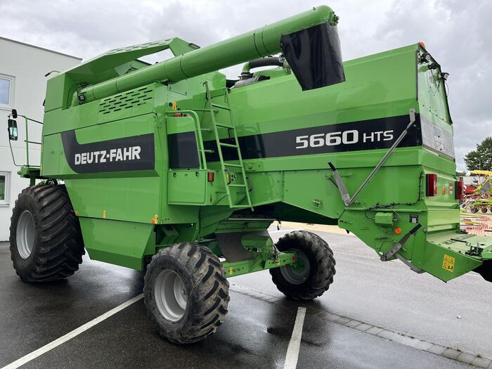 Deutz-Fahr 5660 H - Θεριζοαλωνιστική μηχανή: φωτογραφία 4 Deutz-Fahr 5660 H - Θεριζοαλωνιστική μηχανή: φωτογραφία 4