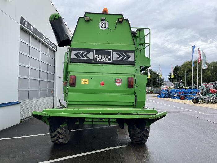 Deutz-Fahr 5660 H - Θεριζοαλωνιστική μηχανή: φωτογραφία 3 Deutz-Fahr 5660 H - Θεριζοαλωνιστική μηχανή: φωτογραφία 3