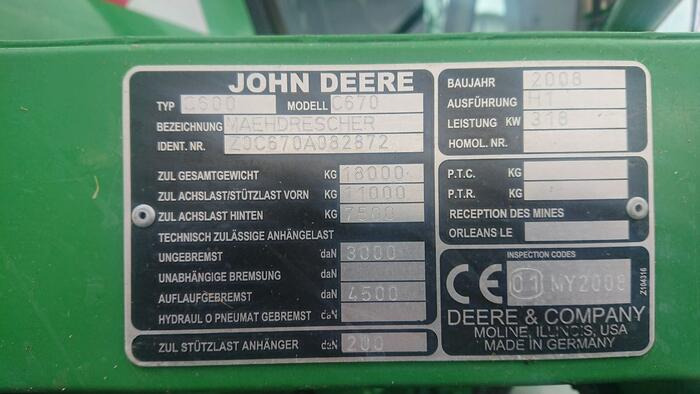 John Deere C 670 - Θεριζοαλωνιστική μηχανή: φωτογραφία 2 John Deere C 670 - Θεριζοαλωνιστική μηχανή: φωτογραφία 2