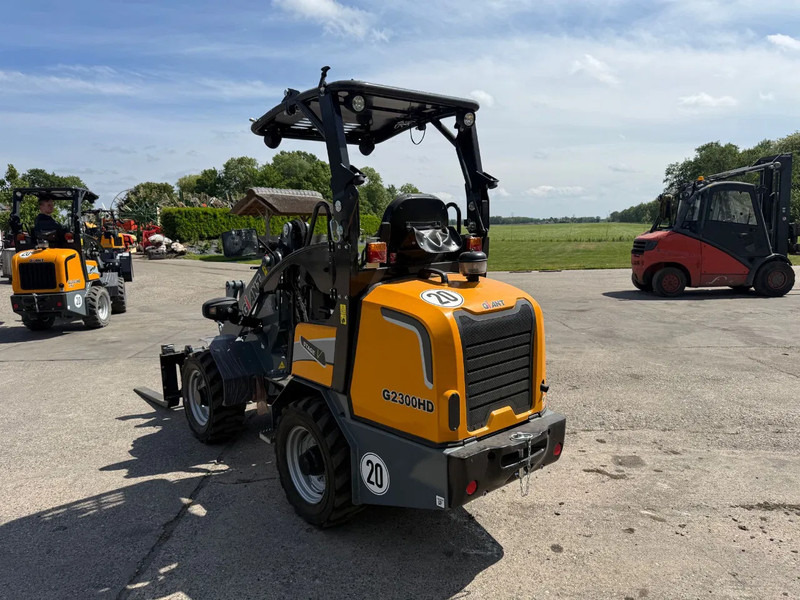 Giant 2300 HD NIEUW Shovel! Giant Kubota - Ελαστιχοφόρος φορτωτής: φωτογραφία 2 Giant 2300 HD NIEUW Shovel! Giant Kubota - Ελαστιχοφόρος φορτωτής: φωτογραφία 2