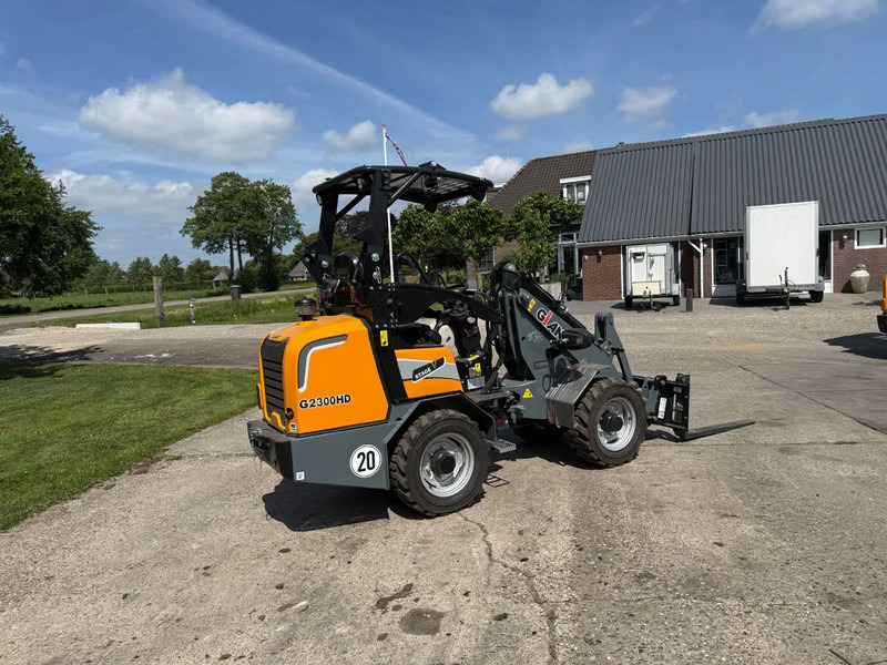 Giant 2300 HD NIEUW Shovel! Giant Kubota - Ελαστιχοφόρος φορτωτής: φωτογραφία 4 Giant 2300 HD NIEUW Shovel! Giant Kubota - Ελαστιχοφόρος φορτωτής: φωτογραφία 4