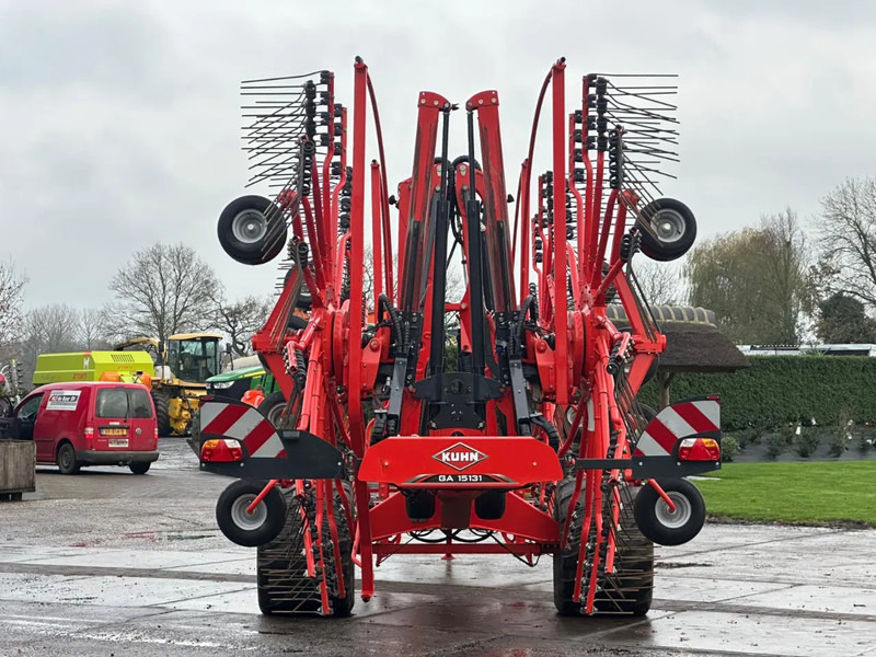 Kuhn GA 15131 Zwadhark 4 rotorhark 15 meter!! - Χορτοσυλλέκτης: φωτογραφία 3 Kuhn GA 15131 Zwadhark 4 rotorhark 15 meter!! - Χορτοσυλλέκτης: φωτογραφία 3