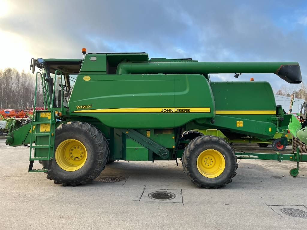 John Deere W 650 i - Θεριζοαλωνιστική μηχανή: φωτογραφία 5 John Deere W 650 i - Θεριζοαλωνιστική μηχανή: φωτογραφία 5