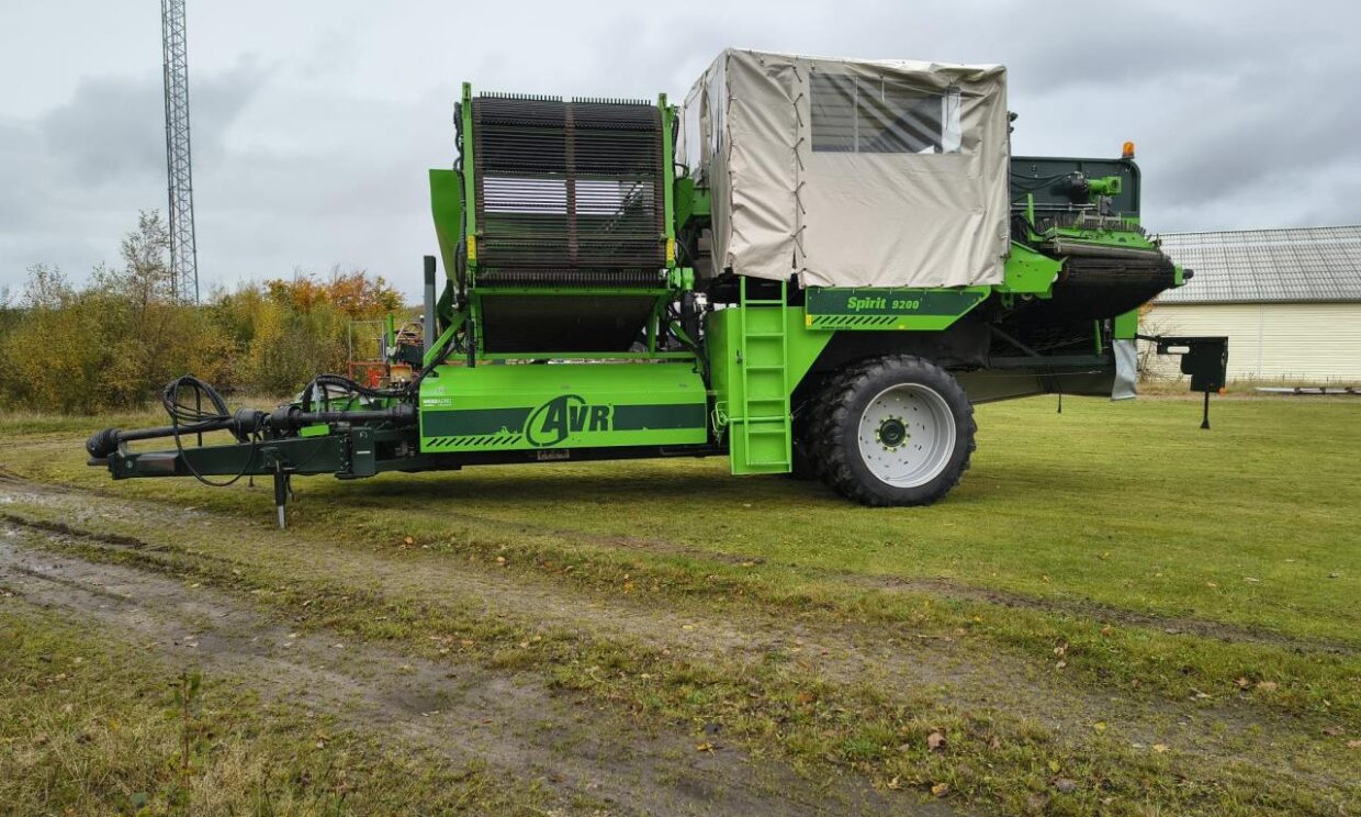 AVR Spirit 9200CR - Πατατοεξαγωγέας: φωτογραφία 2 AVR Spirit 9200CR - Πατατοεξαγωγέας: φωτογραφία 2