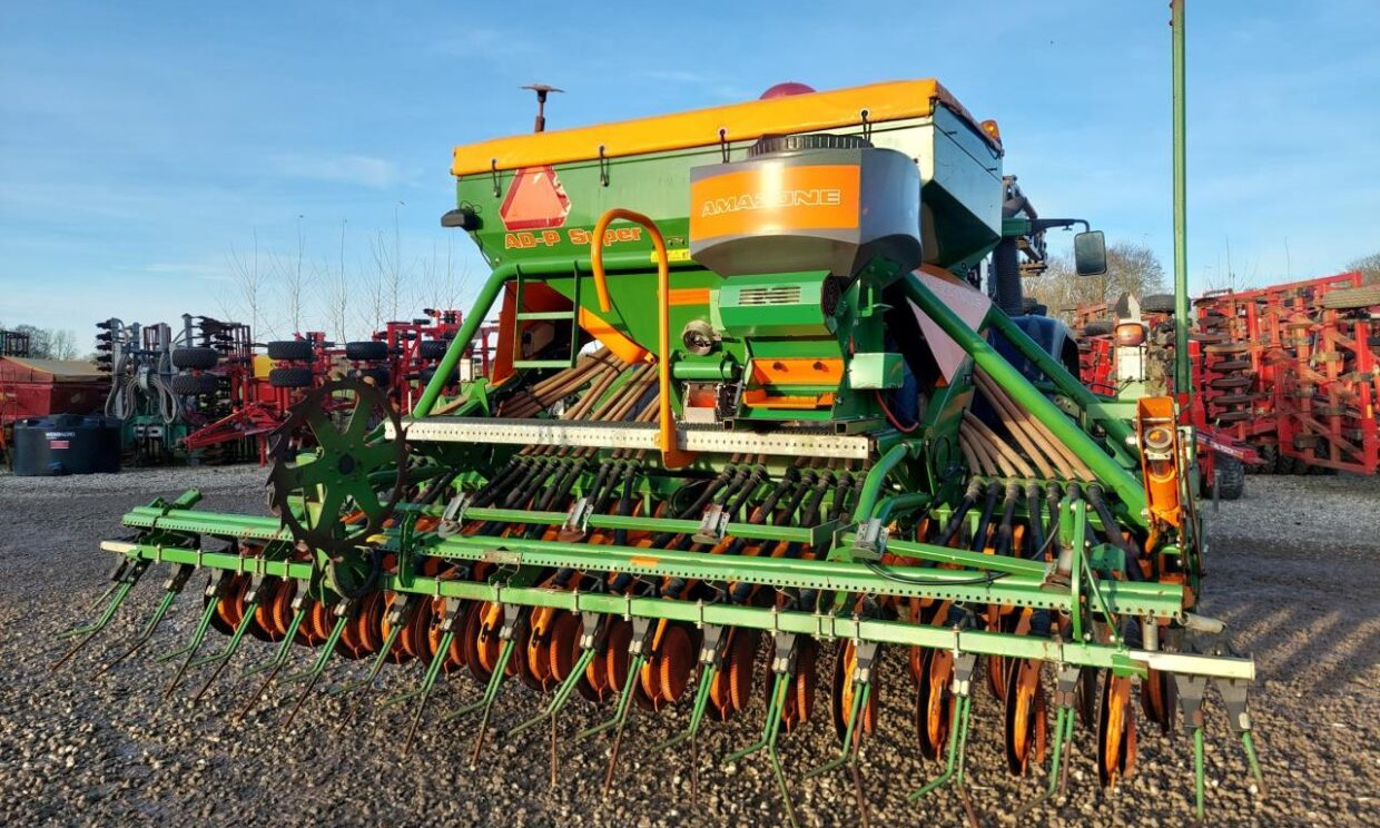 Amazone AD-P 403 / KG 4000 Greendrill - Σπαρτική με σβάρνα: φωτογραφία 2 Amazone AD-P 403 / KG 4000 Greendrill - Σπαρτική με σβάρνα: φωτογραφία 2