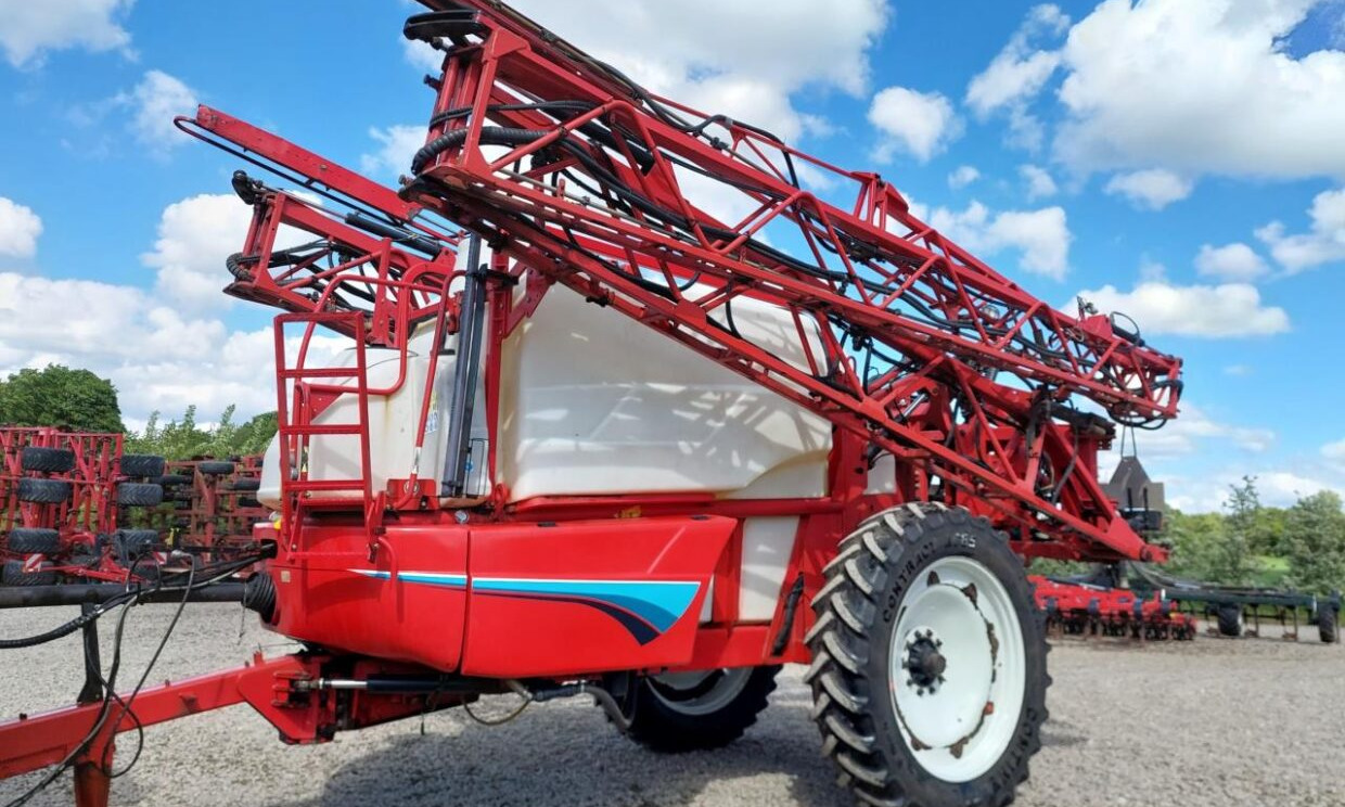 Bargam Compact 6200 - 24-36m med GPS - Συρόμενο ψεκαστικό: φωτογραφία 2 Bargam Compact 6200 - 24-36m med GPS - Συρόμενο ψεκαστικό: φωτογραφία 2