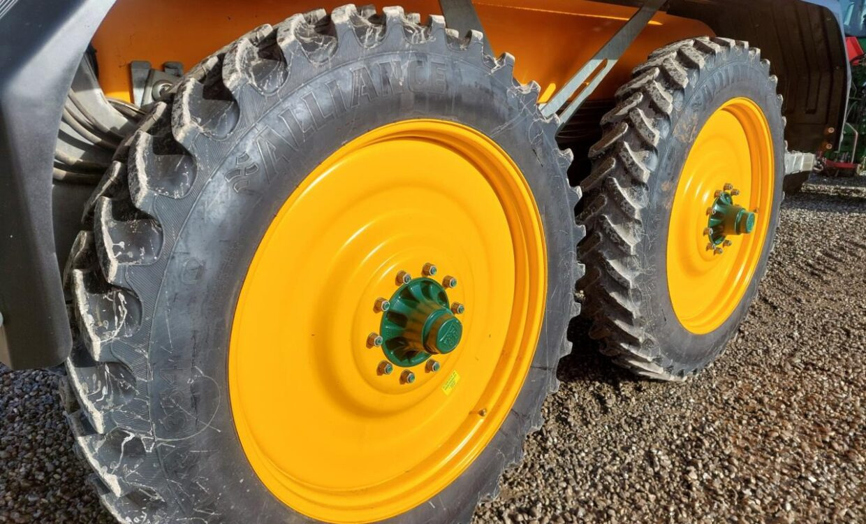 Συρόμενο ψεκαστικό Danfoil AirHammer 10.000 L -36m: φωτογραφία 10 Συρόμενο ψεκαστικό Danfoil AirHammer 10.000 L -36m: φωτογραφία 10