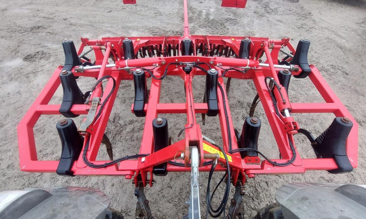 Horsch Terrano 4 FX - Σβάρνα: φωτογραφία 1 Horsch Terrano 4 FX - Σβάρνα: φωτογραφία 1