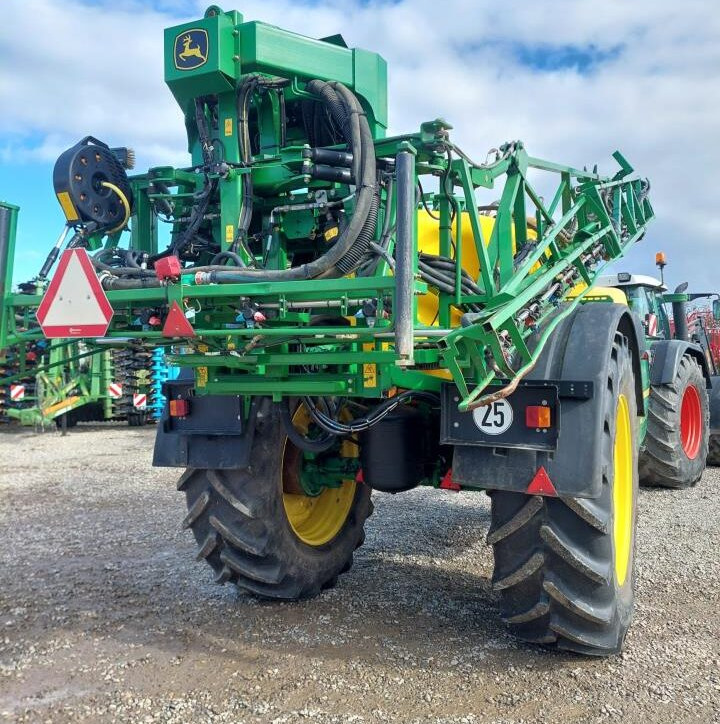 John Deere R962i - 28m - Συρόμενο ψεκαστικό: φωτογραφία 4 John Deere R962i - 28m - Συρόμενο ψεκαστικό: φωτογραφία 4