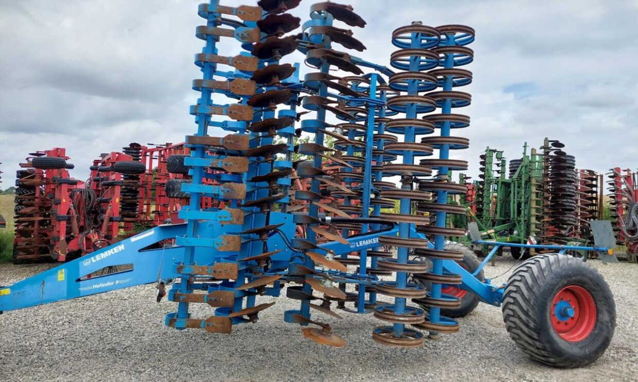 Lemken Heliodor 9/700 KA - Δισκοσβάρνα: φωτογραφία 1 Lemken Heliodor 9/700 KA - Δισκοσβάρνα: φωτογραφία 1
