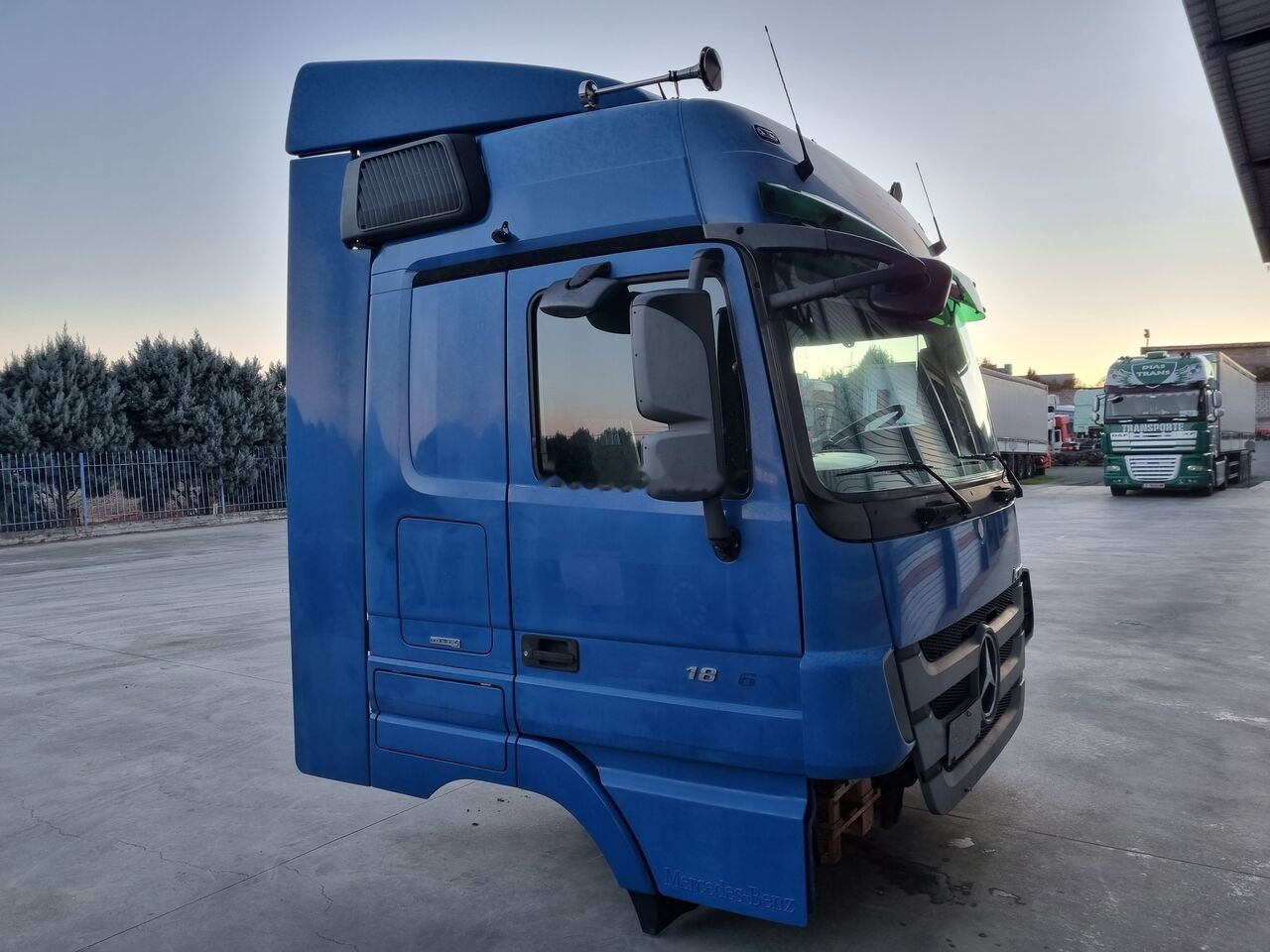Mercedes-Benz ACTROS MP3 - Καμπίνα για Φορτηγό: φωτογραφία 1 Mercedes-Benz ACTROS MP3 - Καμπίνα για Φορτηγό: φωτογραφία 1