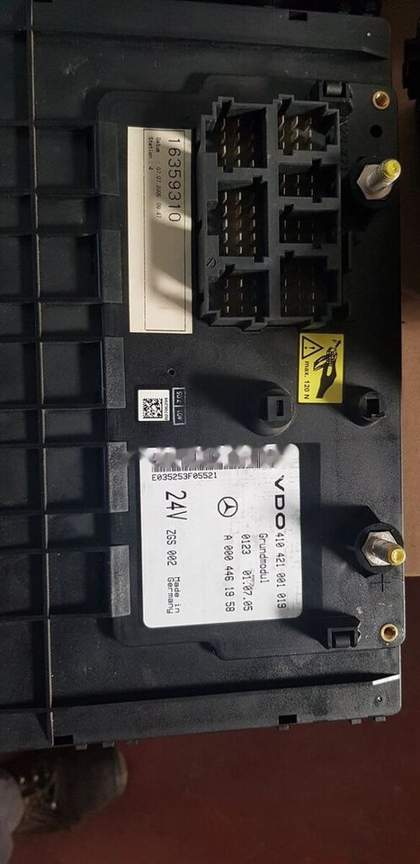 Mercedes-Benz GRUNDMODUL ACTROS MP4 A001 446 25 58 Mercedes-Benz ACTROS MP4 - Ηλεκτρονική μονάδα ελέγχου για Φορτηγό: φωτογραφία 4 Mercedes-Benz GRUNDMODUL ACTROS MP4 A001 446 25 58 Mercedes-Benz ACTROS MP4 - Ηλεκτρονική μονάδα ελέγχου για Φορτηγό: φωτογραφία 4