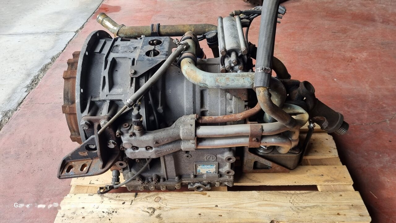 ZF ECOMAT 2 5 HP 592 C A6282703700 Mercedes-Benz - Κιβώτιο ταχυτήτων για Λεωφορείο: φωτογραφία 1 ZF ECOMAT 2 5 HP 592 C A6282703700 Mercedes-Benz - Κιβώτιο ταχυτήτων για Λεωφορείο: φωτογραφία 1