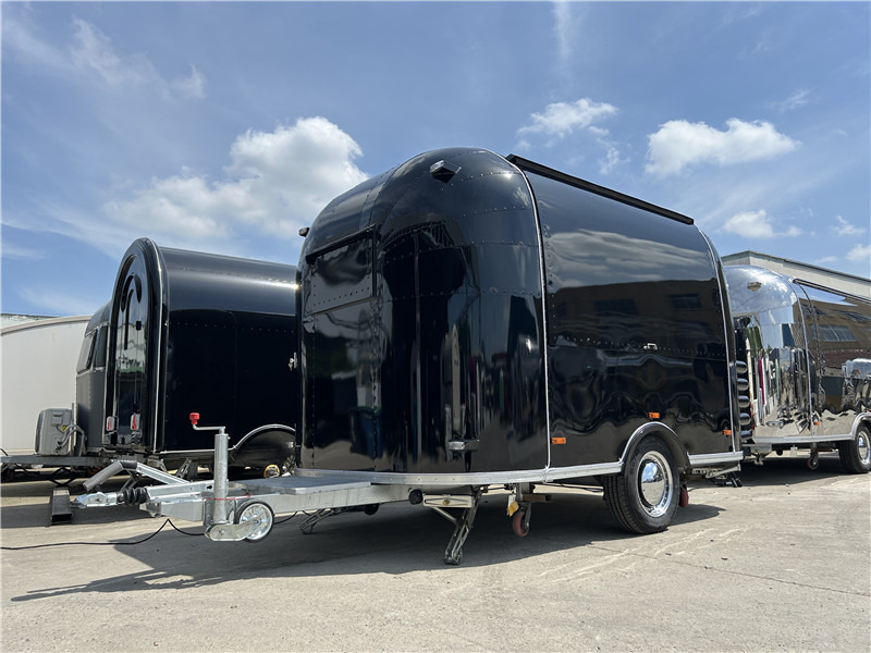 European Food Truck Crepe,Burger,Grilled Sausage,Lángos Food Trailer - Ρυμουλκούμενη καντίνα: φωτογραφία 5 European Food Truck Crepe,Burger,Grilled Sausage,Lángos Food Trailer - Ρυμουλκούμενη καντίνα: φωτογραφία 5