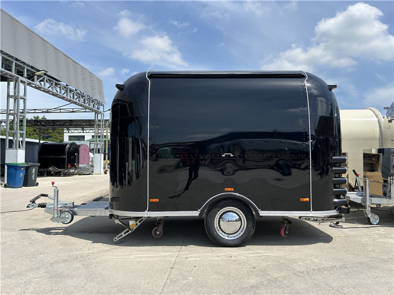 European Food Truck Crepe,Burger,Grilled Sausage,Lángos Food Trailer - Ρυμουλκούμενη καντίνα: φωτογραφία 4 European Food Truck Crepe,Burger,Grilled Sausage,Lángos Food Trailer - Ρυμουλκούμενη καντίνα: φωτογραφία 4