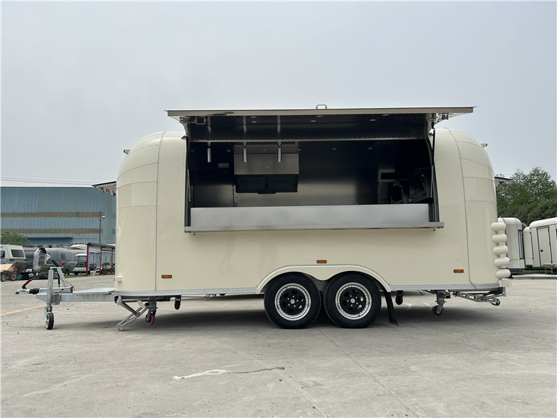 European Food Truck Pizza Food Truck, Smash Burger Foodtruck - Ρυμουλκούμενη καντίνα: φωτογραφία 1 European Food Truck Pizza Food Truck, Smash Burger Foodtruck - Ρυμουλκούμενη καντίνα: φωτογραφία 1