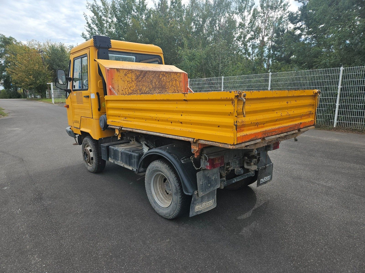 Multicar M26 Dreiseitenkipper 4x4 - Όχημα με ανατρεπομενη καροτσα: φωτογραφία 4 Multicar M26 Dreiseitenkipper 4x4 - Όχημα με ανατρεπομενη καροτσα: φωτογραφία 4