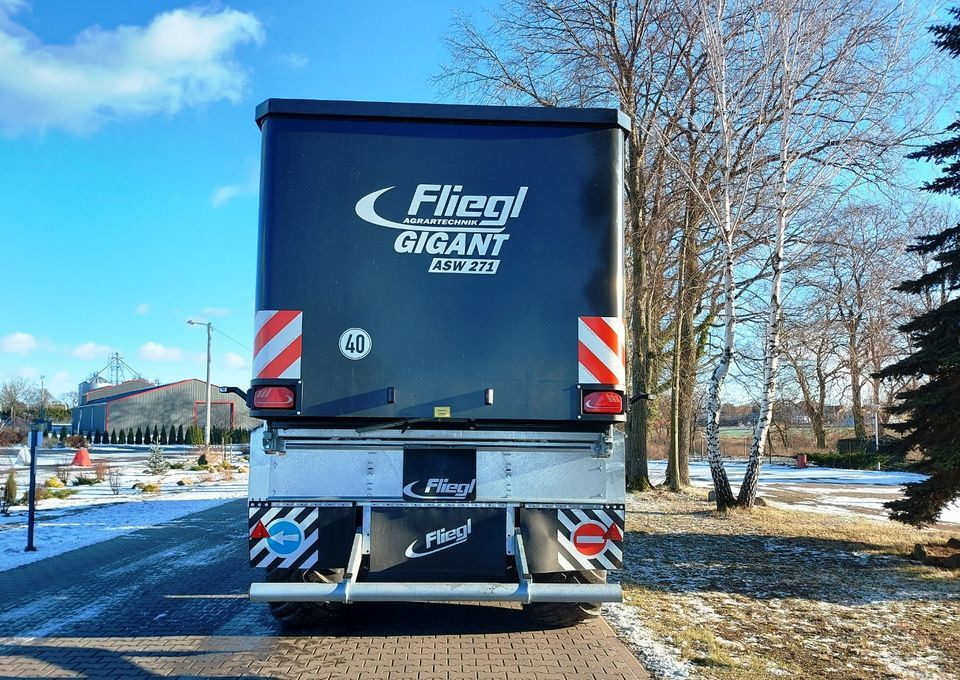 Καινούριο Ρυμούλκα για τρακτέρ Fliegl ASW 271: φωτογραφία 8 Καινούριο Ρυμούλκα για τρακτέρ Fliegl ASW 271: φωτογραφία 8