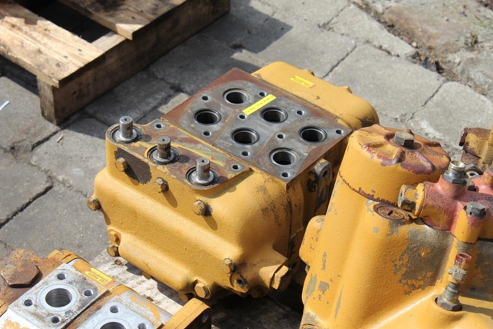 Fiat-Allis FL 10 C Laderaupe - Ανταλλακτικό για Ερπυστριοφόρος φορτωτής: φωτογραφία 2 Fiat-Allis FL 10 C Laderaupe - Ανταλλακτικό για Ερπυστριοφόρος φορτωτής: φωτογραφία 2