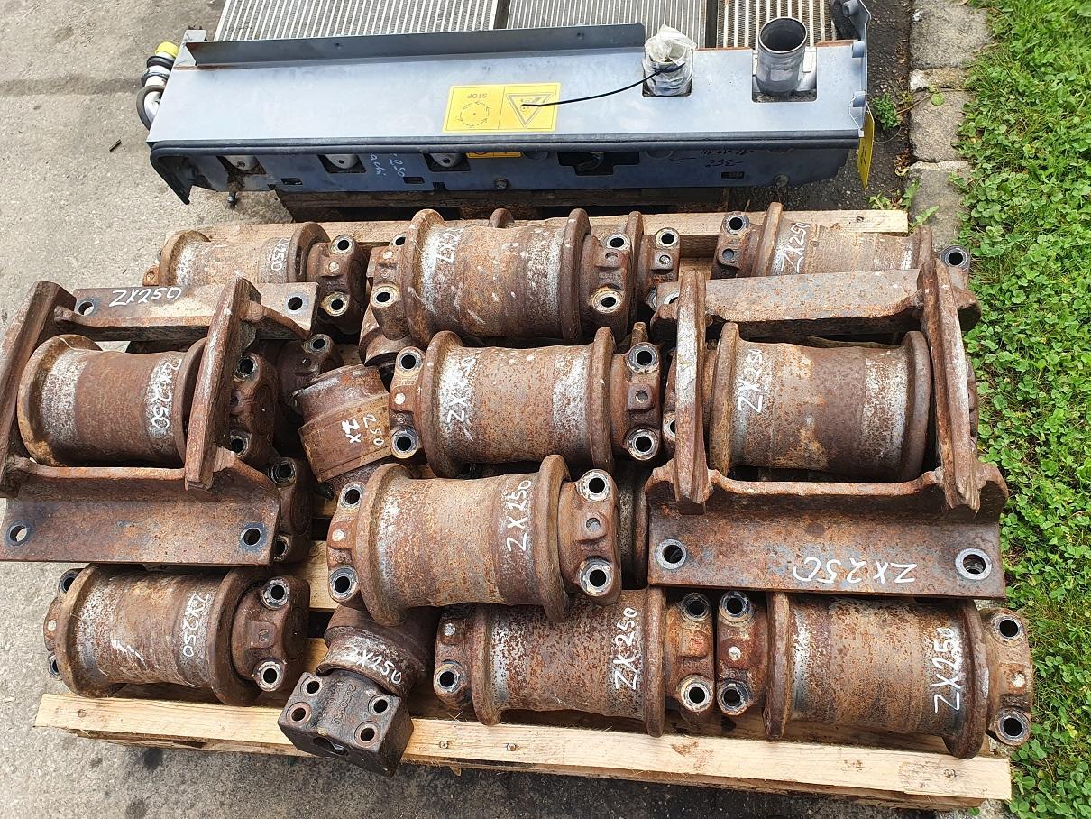 Hitachi ZX 250 LC N 3 - Ερπύστριες - Ράουλα για Ερπυστριοφόρος εκσκαφέας: φωτογραφία 1 Hitachi ZX 250 LC N 3 - Ερπύστριες - Ράουλα για Ερπυστριοφόρος εκσκαφέας: φωτογραφία 1