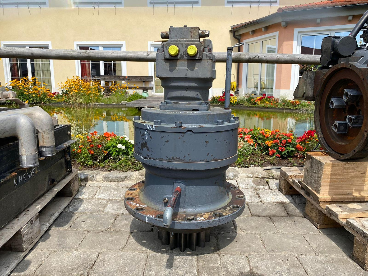 Holland E 305 - Μειωτήρας περιστροφής για Κατασκευή μηχανήματα: φωτογραφία 1 Holland E 305 - Μειωτήρας περιστροφής για Κατασκευή μηχανήματα: φωτογραφία 1