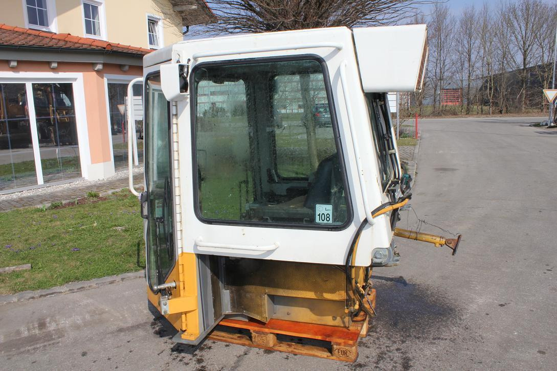 Liebherr 712-722-732 Lit. - Καμπίνα για Κατασκευή μηχανήματα: φωτογραφία 2 Liebherr 712-722-732 Lit. - Καμπίνα για Κατασκευή μηχανήματα: φωτογραφία 2
