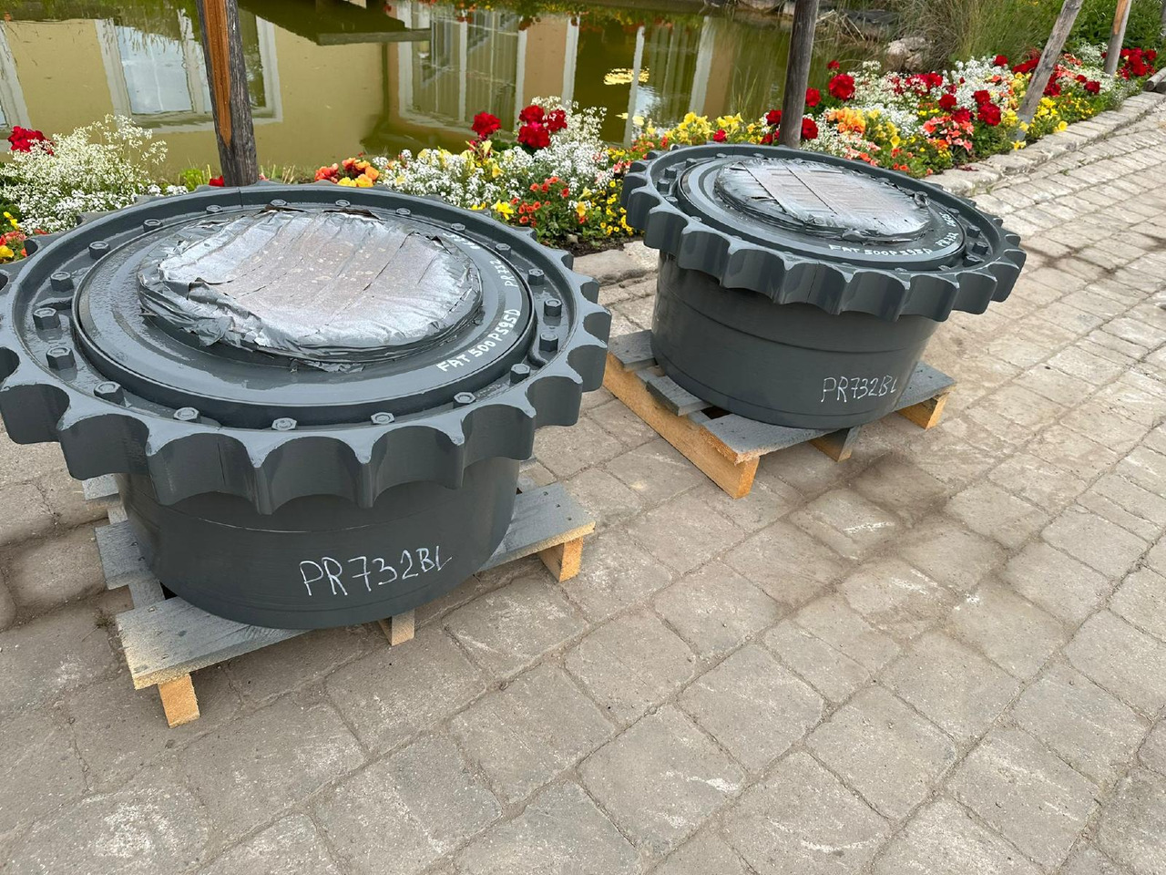 Liebherr FAT 500P595D aus PR 732 - Μοτέρ πορείας για Κατασκευή μηχανήματα: φωτογραφία 3 Liebherr FAT 500P595D aus PR 732 - Μοτέρ πορείας για Κατασκευή μηχανήματα: φωτογραφία 3