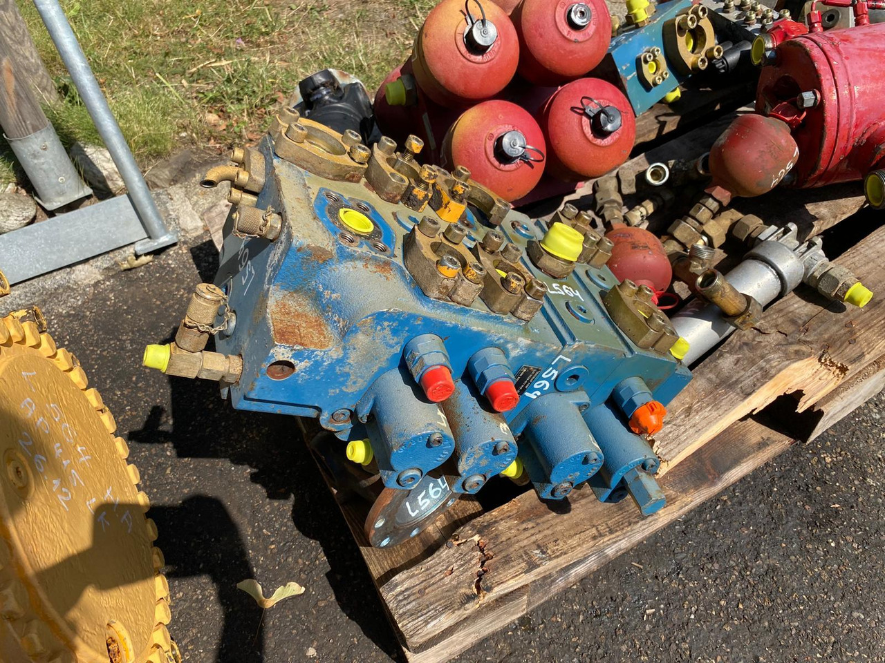 Liebherr L564 - Υδραυλική βαλβίδα για Κατασκευή μηχανήματα: φωτογραφία 3 Liebherr L564 - Υδραυλική βαλβίδα για Κατασκευή μηχανήματα: φωτογραφία 3