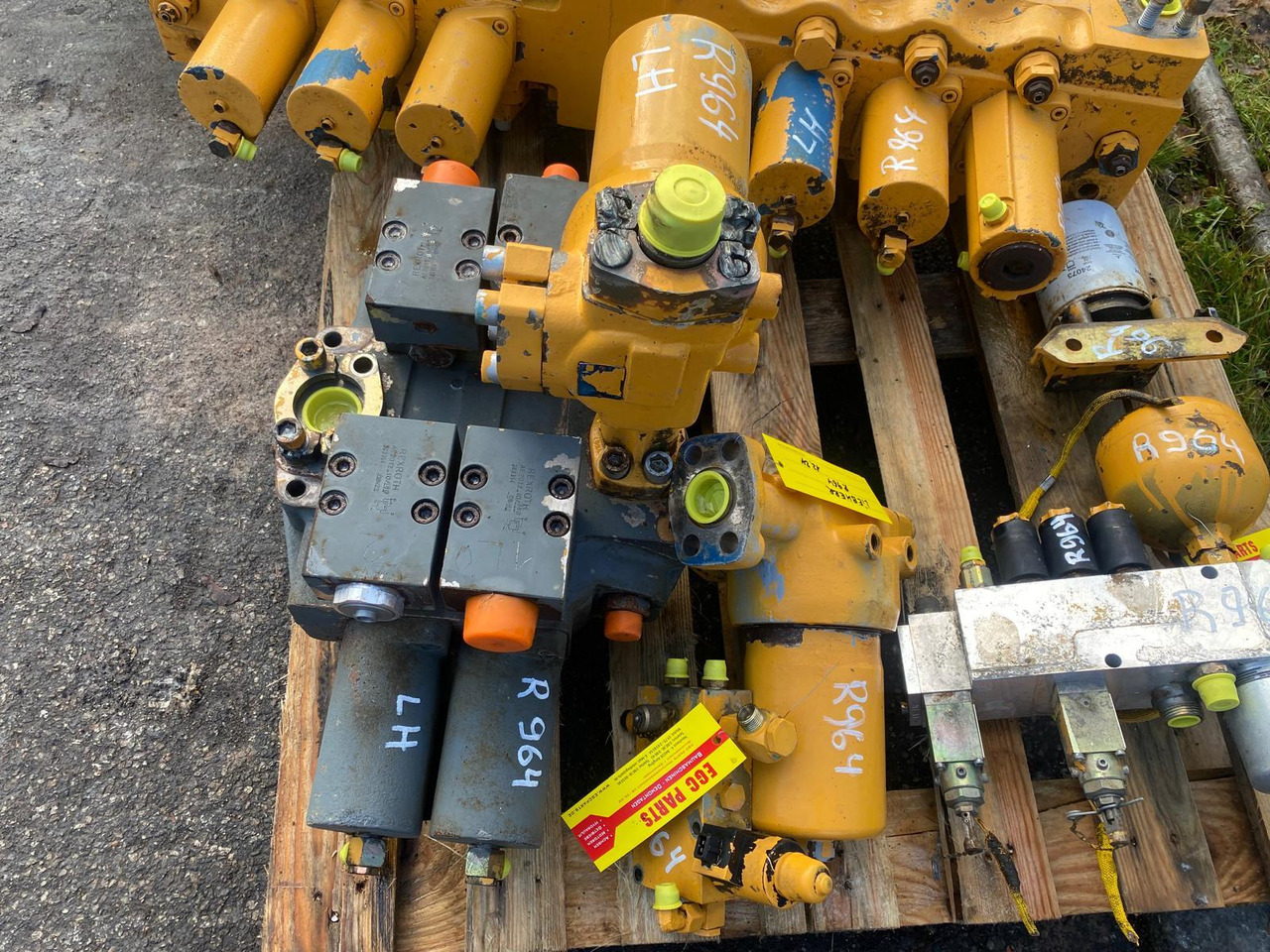 Liebherr R 964 B LIT - Υδραυλική βαλβίδα για Κατασκευή μηχανήματα: φωτογραφία 2 Liebherr R 964 B LIT - Υδραυλική βαλβίδα για Κατασκευή μηχανήματα: φωτογραφία 2