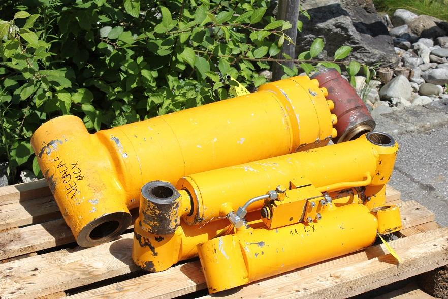 Mecalac 11CX - Υδραυλικός κύλινδρος για Κατασκευή μηχανήματα: φωτογραφία 1 Mecalac 11CX - Υδραυλικός κύλινδρος για Κατασκευή μηχανήματα: φωτογραφία 1