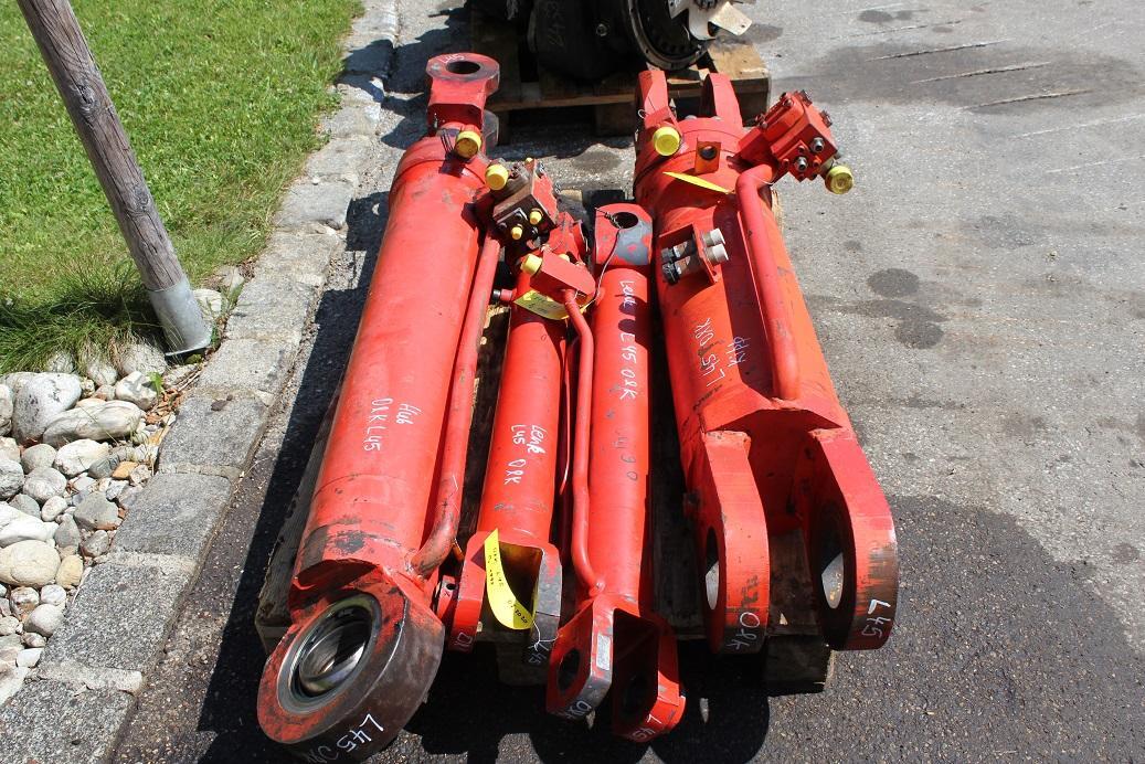 O&K L 45 - Υδραυλικός κύλινδρος για Ελαστιχοφόρος φορτωτής: φωτογραφία 2 O&K L 45 - Υδραυλικός κύλινδρος για Ελαστιχοφόρος φορτωτής: φωτογραφία 2