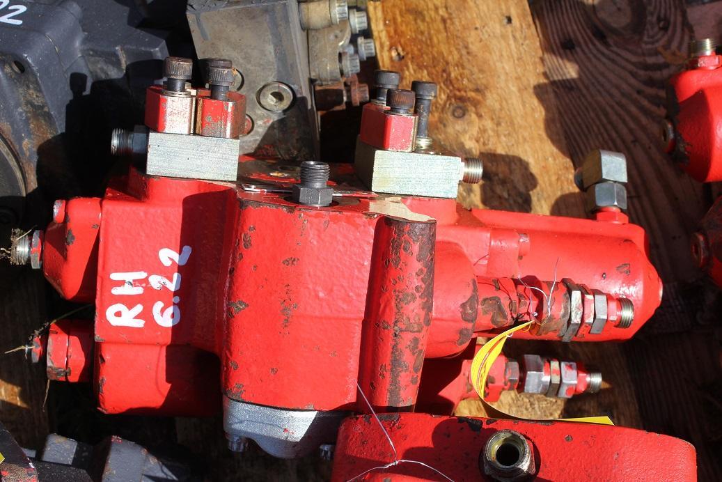 O&K RH 6.22 - Υδραυλική βαλβίδα για Τροχοφόρος εκσκαφέας: φωτογραφία 4 O&K RH 6.22 - Υδραυλική βαλβίδα για Τροχοφόρος εκσκαφέας: φωτογραφία 4