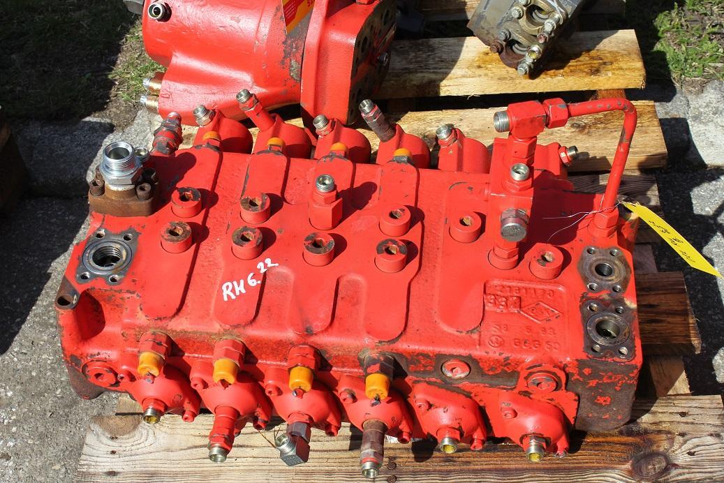 O&K RH 6.22 - Υδραυλική βαλβίδα για Τροχοφόρος εκσκαφέας: φωτογραφία 1 O&K RH 6.22 - Υδραυλική βαλβίδα για Τροχοφόρος εκσκαφέας: φωτογραφία 1