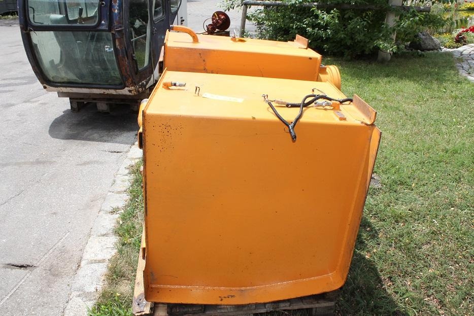 Samsung SE 130 LC - Υδραυλική δεξαμενή για Κατασκευή μηχανήματα: φωτογραφία 3 Samsung SE 130 LC - Υδραυλική δεξαμενή για Κατασκευή μηχανήματα: φωτογραφία 3