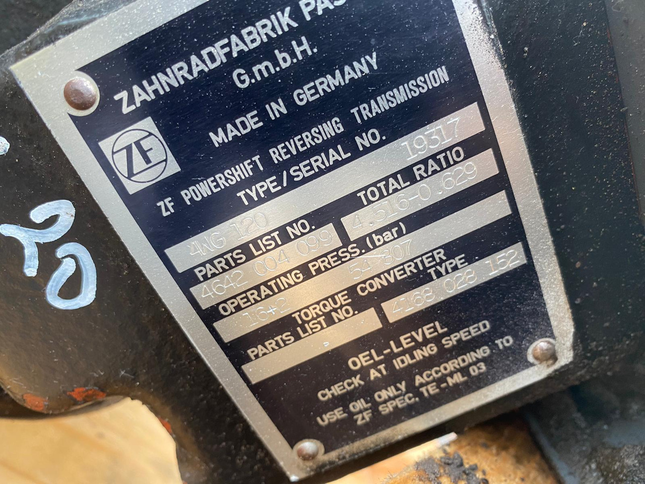 ZF 4 WG 120 aus O&K L 20 - Κιβώτιο ταχυτήτων για Κατασκευή μηχανήματα: φωτογραφία 4 ZF 4 WG 120 aus O&K L 20 - Κιβώτιο ταχυτήτων για Κατασκευή μηχανήματα: φωτογραφία 4