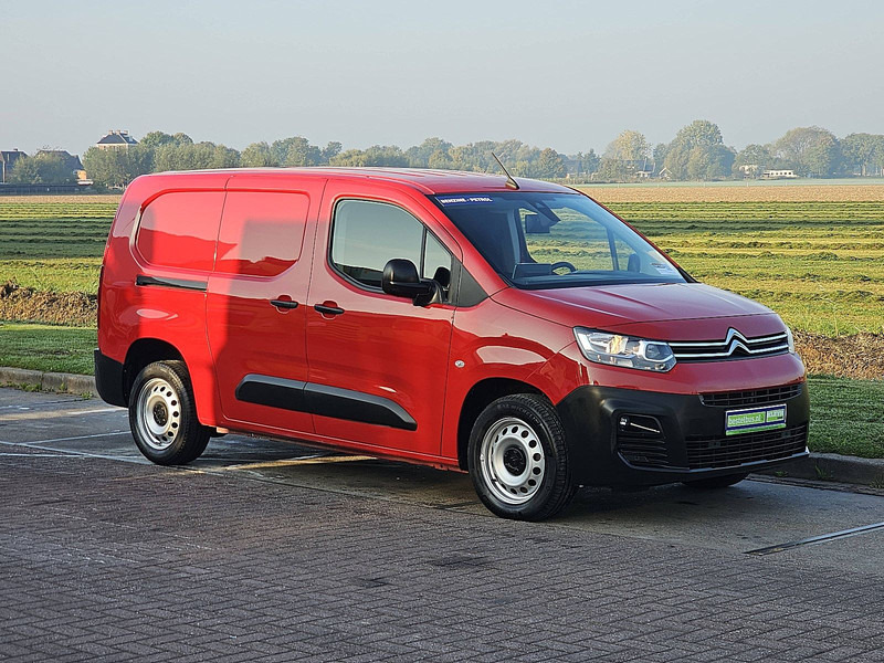 Citroën Berlingo 1.2 XL 130 AUT. 34 dkm. - Επαγγελματικό αυτοκίνητο κόφα: φωτογραφία 4 Citroën Berlingo 1.2 XL 130 AUT. 34 dkm. - Επαγγελματικό αυτοκίνητο κόφα: φωτογραφία 4