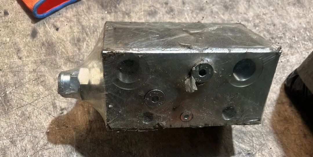 Rexroth Flow Divider R930062425 - Βαλβίδα φρένων για Φορτηγό: φωτογραφία 2 Rexroth Flow Divider R930062425 - Βαλβίδα φρένων για Φορτηγό: φωτογραφία 2