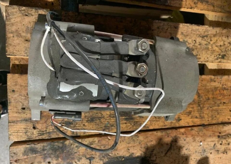 Volvo B5LH 2012 21543421 Volvo truck - Αντλία υδραυλικού τιμονιού για Φορτηγό: φωτογραφία 4 Volvo B5LH 2012 21543421 Volvo truck - Αντλία υδραυλικού τιμονιού για Φορτηγό: φωτογραφία 4