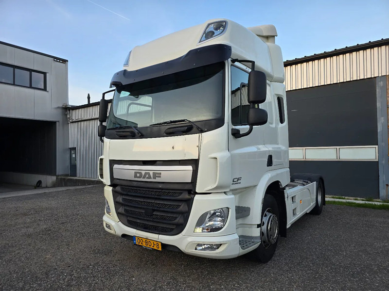 DAF CF Super Space Cabin - Τράκτορας: φωτογραφία 1 DAF CF Super Space Cabin - Τράκτορας: φωτογραφία 1