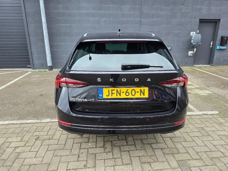 Škoda Octavia Combi 1.0 Benzine - Αυτοκίνητο: φωτογραφία 5 Škoda Octavia Combi 1.0 Benzine - Αυτοκίνητο: φωτογραφία 5