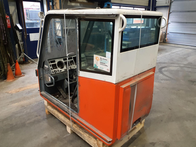 Compact truck CT 2 upper cabine - Καμπίνα και εσωτερικό για Γερανός: φωτογραφία 4 Compact truck CT 2 upper cabine - Καμπίνα και εσωτερικό για Γερανός: φωτογραφία 4