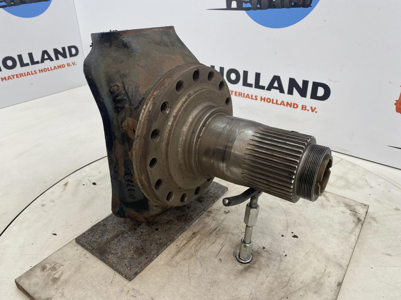 FAUN ATF 30 Steering knuckle 16 holes axle 1 - Ακραξόνιο για Τηλεσκοπικός γερανός: φωτογραφία 3 FAUN ATF 30 Steering knuckle 16 holes axle 1 - Ακραξόνιο για Τηλεσκοπικός γερανός: φωτογραφία 3