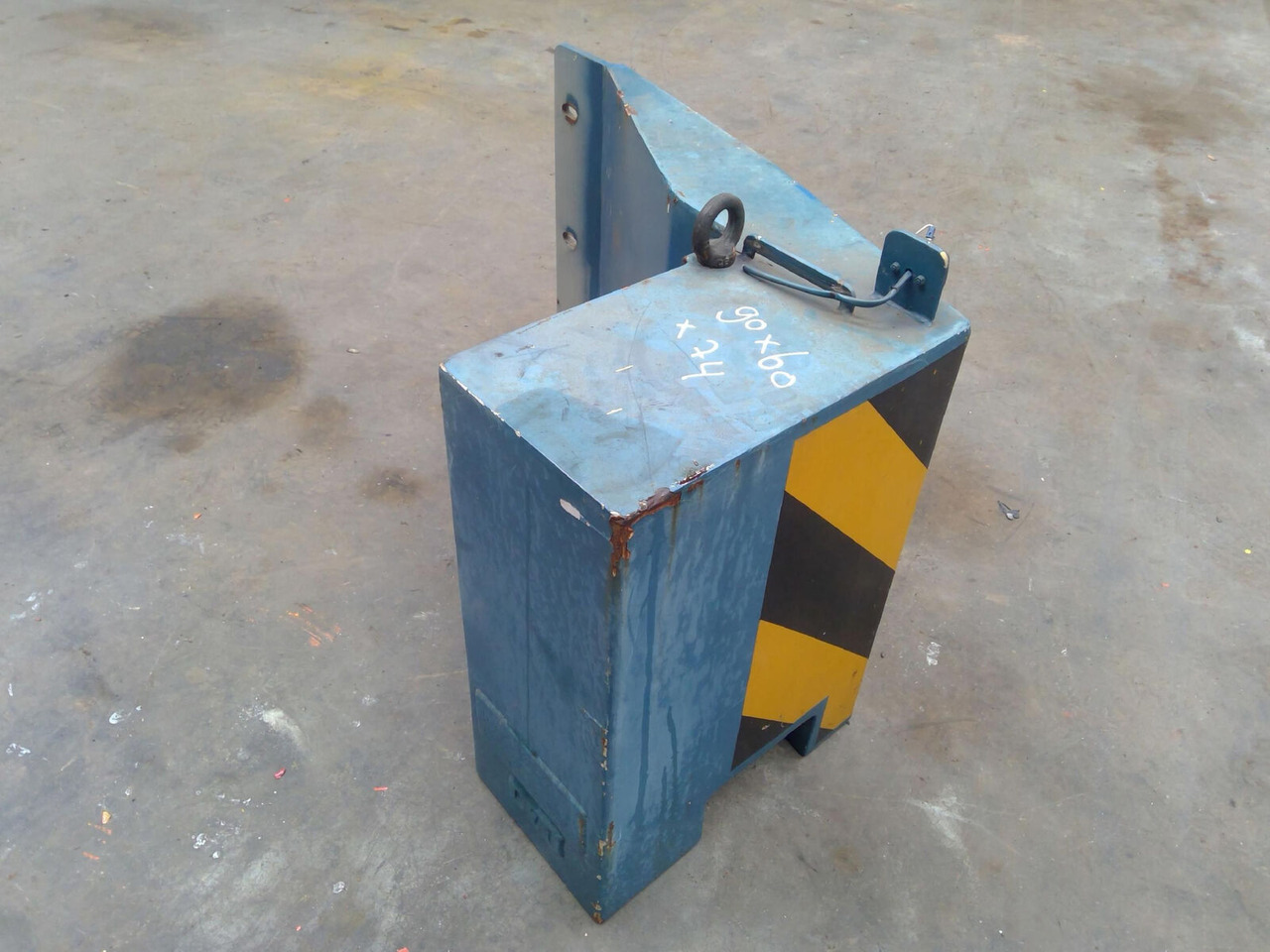 FAUN ATF 40G-2 counterweight 0,7 ton left side - Αντίβαρο για Τηλεσκοπικός γερανός: φωτογραφία 4 FAUN ATF 40G-2 counterweight 0,7 ton left side - Αντίβαρο για Τηλεσκοπικός γερανός: φωτογραφία 4