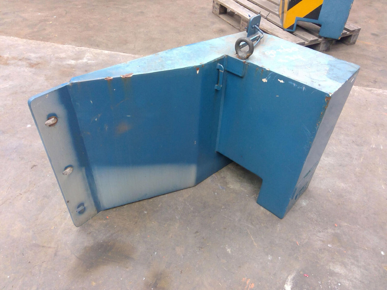 FAUN ATF 40G-2 counterweight 0,7 ton left side - Αντίβαρο για Τηλεσκοπικός γερανός: φωτογραφία 3 FAUN ATF 40G-2 counterweight 0,7 ton left side - Αντίβαρο για Τηλεσκοπικός γερανός: φωτογραφία 3