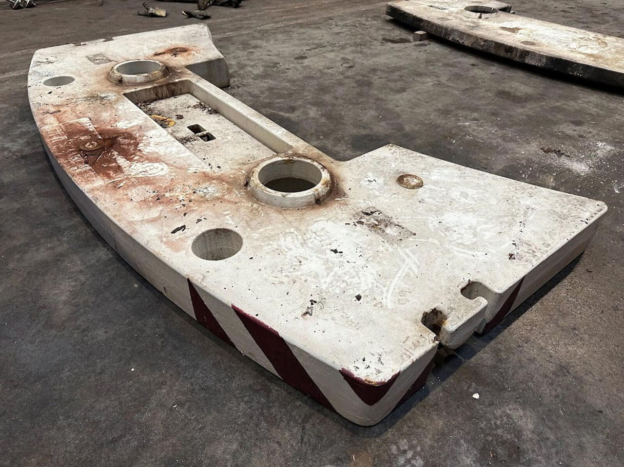 FAUN ATF 50-3 counterweight 2 ton - Αντίβαρο για Τηλεσκοπικός γερανός: φωτογραφία 4 FAUN ATF 50-3 counterweight 2 ton - Αντίβαρο για Τηλεσκοπικός γερανός: φωτογραφία 4