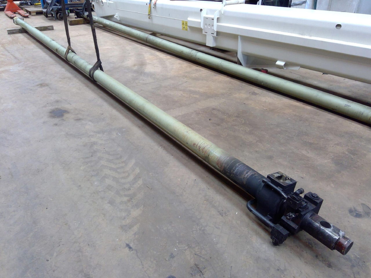 FAUN ATF 60-4 telescopic cylinder single - Υδραυλικός κύλινδρος για Τηλεσκοπικός γερανός: φωτογραφία 2 FAUN ATF 60-4 telescopic cylinder single - Υδραυλικός κύλινδρος για Τηλεσκοπικός γερανός: φωτογραφία 2